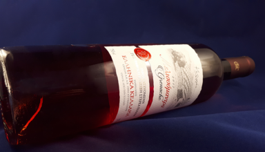 Μελισσόμαντρα Ροζέ, Ελληνικά Κελλάρια